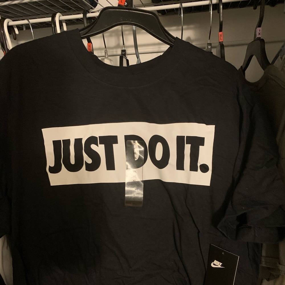 Nike T Shirt Size XL